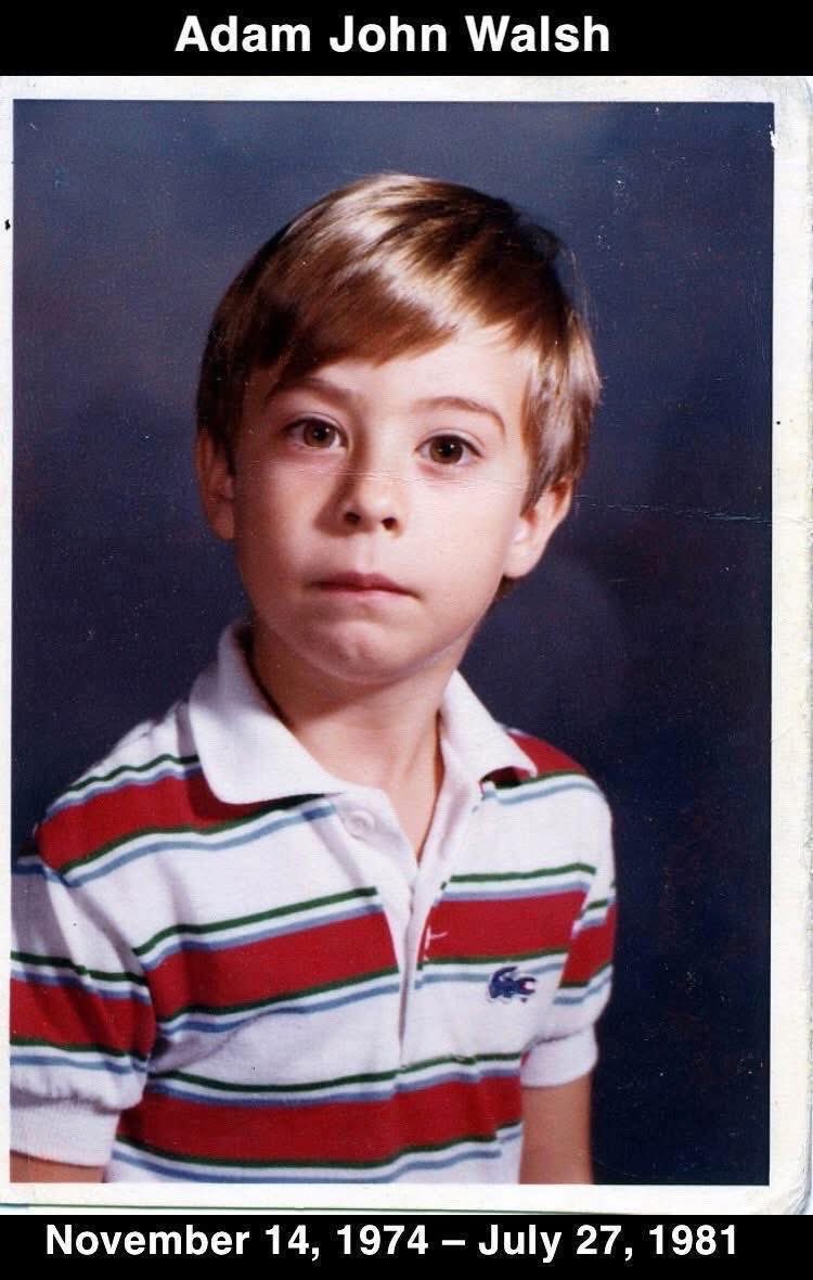 MrPitbull07's tweet image. In 1981, six-year-old Adam Walsh vanished from a Sears department store in Hollywood, Florida. His mother, Revé, had only left him for a few minutes while she browsed. When she returned, Adam was gone.

Two weeks later, his remains were discovered more than 100 miles away. The…