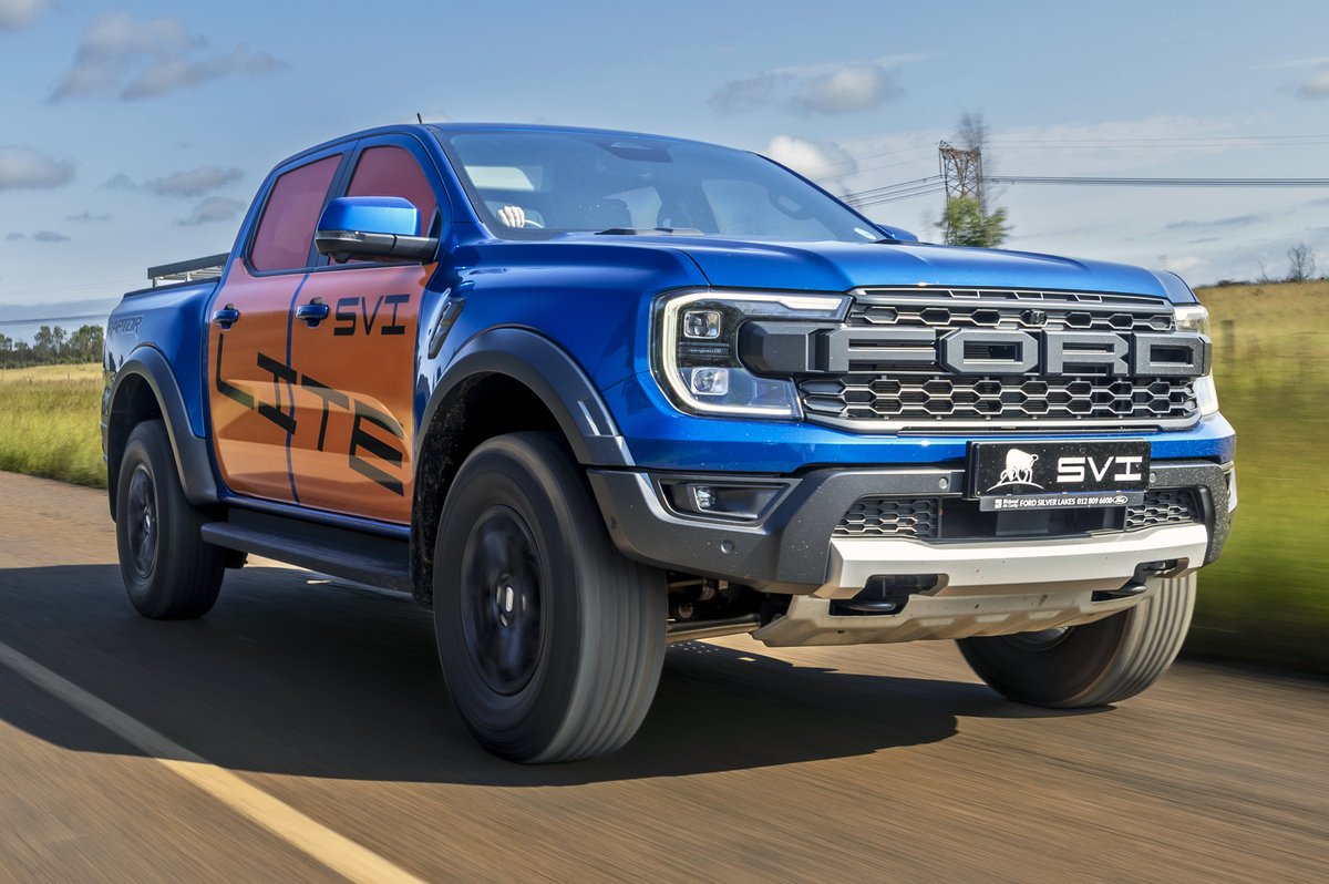 🔍 A closer look at the armoured glass used in our SVI LITE package. ✅

In conjunction with door armour, this multi-layered glass stops 9mm handgun rounds, while also easily seeing off smash-and-grab attempts. 💪

🤝 LITE is our most accessible option: svi.co.za/svi-lite/