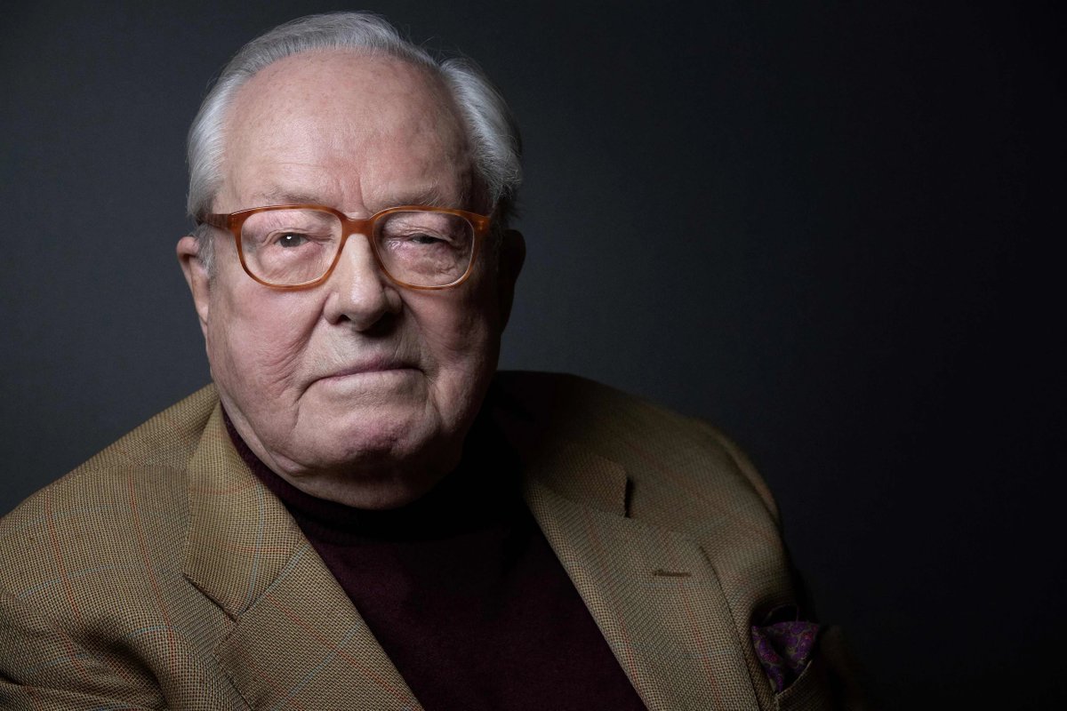Tonton jean marie, Tu me manque beaucoup, si seulement tu était passé, tu aurais pu débarrasser la France de l'influence des abominables créatures juive..

En espérant qu'il y'en ai un comme toi qui prennent la relève un jour et boute pour de bon les nez crochu hors d'europe 💔