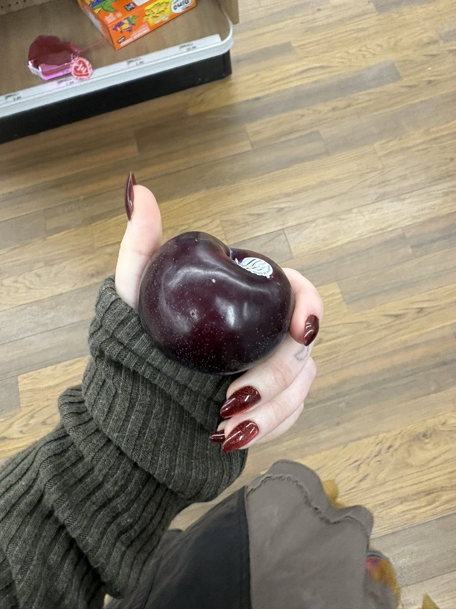 cutefoid's tweet image. found myself at the store