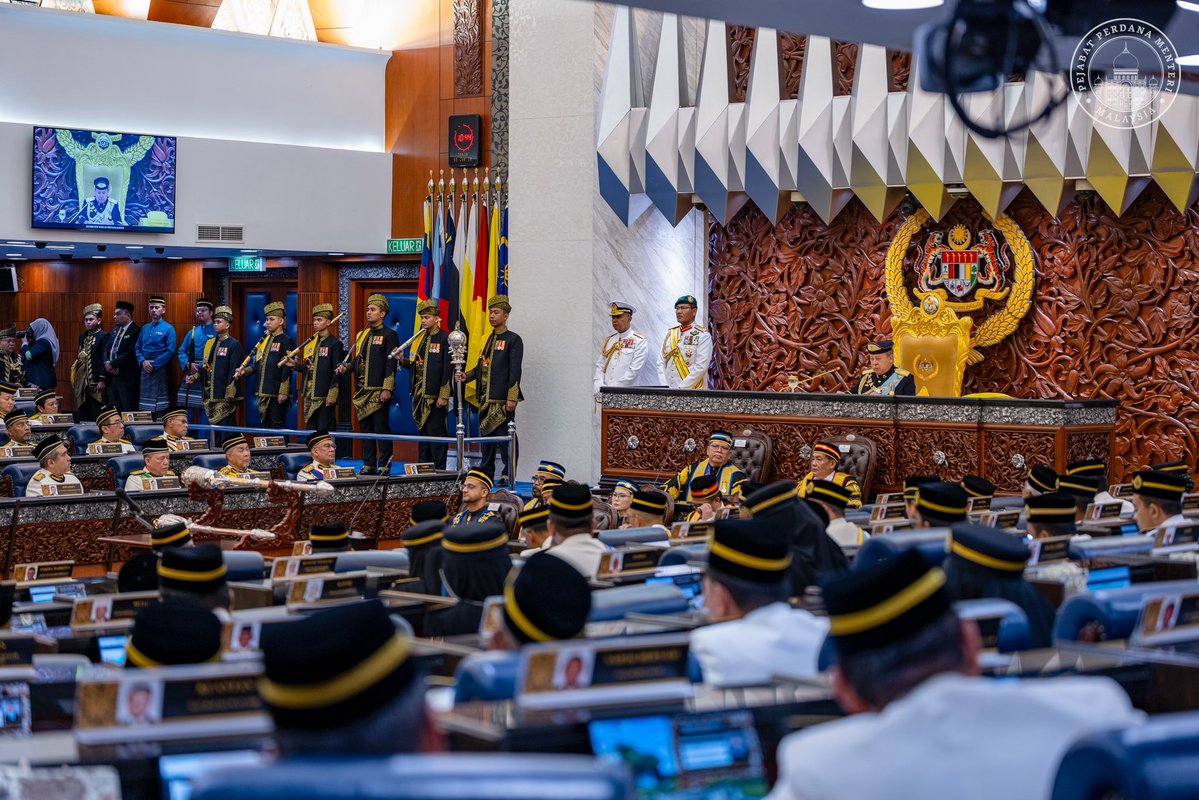 anwaribrahim's tweet image. Menghadiri Istiadat Pembukaan Penggal Kelima Parlimen ke-15 pagi tadi yang disempurnakan oleh Yang di-Pertuan Agong, Sultan Ibrahim.

Titah Tuanku menegur keras amalan rasuah yang sistemik dan telah berakar umbi, yang mesti diperangi habis-habisan kerana ancamannya terhadap…