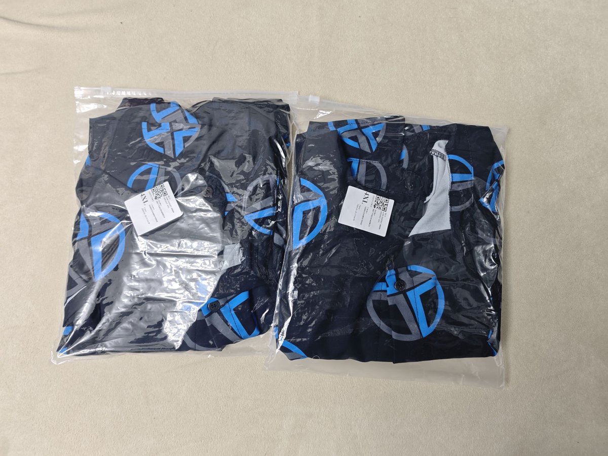 ericlin2017's tweet image. Want to launch your own shirt brand without the inventory risk? 🤔
We just made this custom logo shirt for a client. Whether you need 1 piece or 100, we've got you covered.

Create your mockup now: ginifab.com/custom_t_shirt…

#Streetwear #CustomShirts #POD