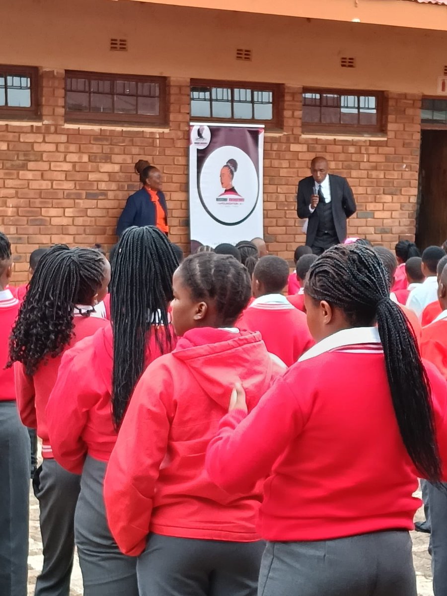 Adv Busisiwe Mkhwebane tweet media