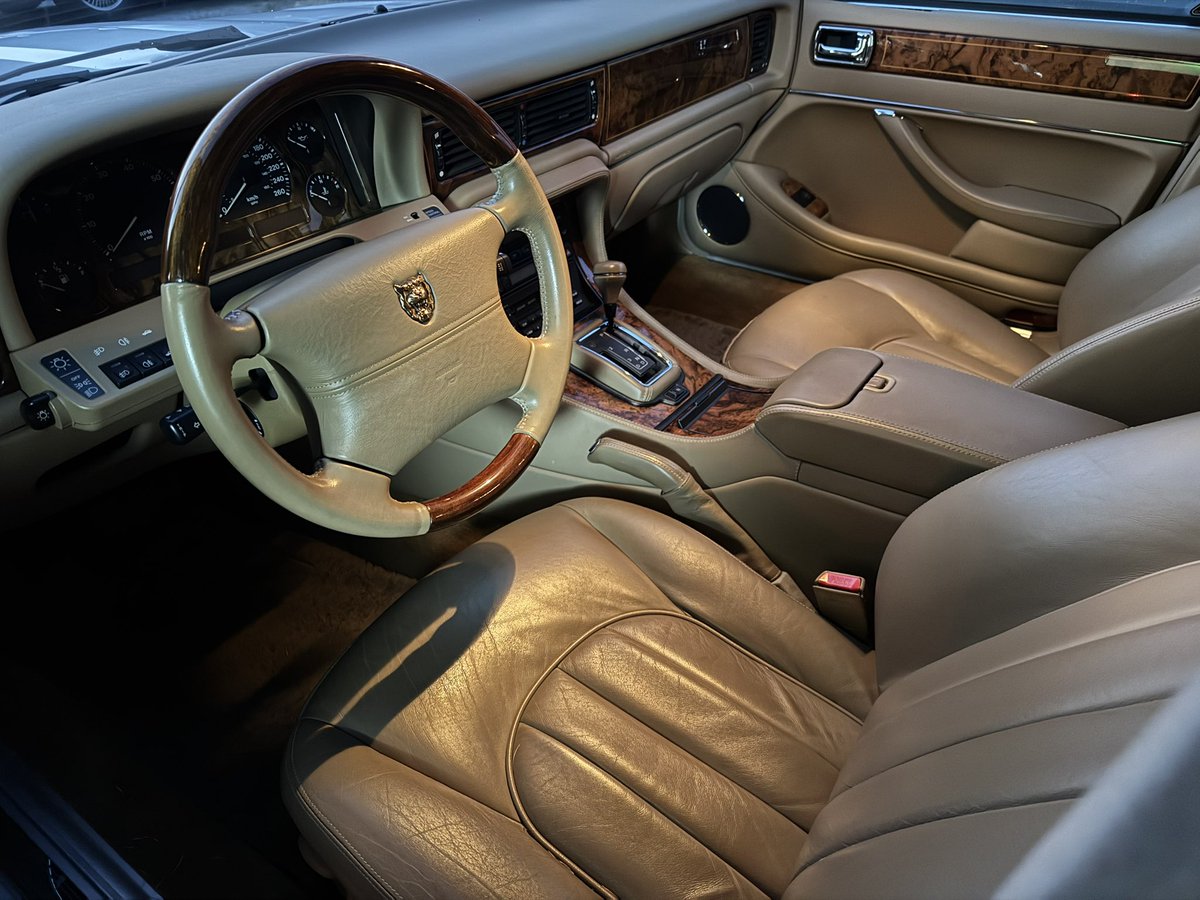 完全予約制の希少車専門店-EverCollection- tweet media