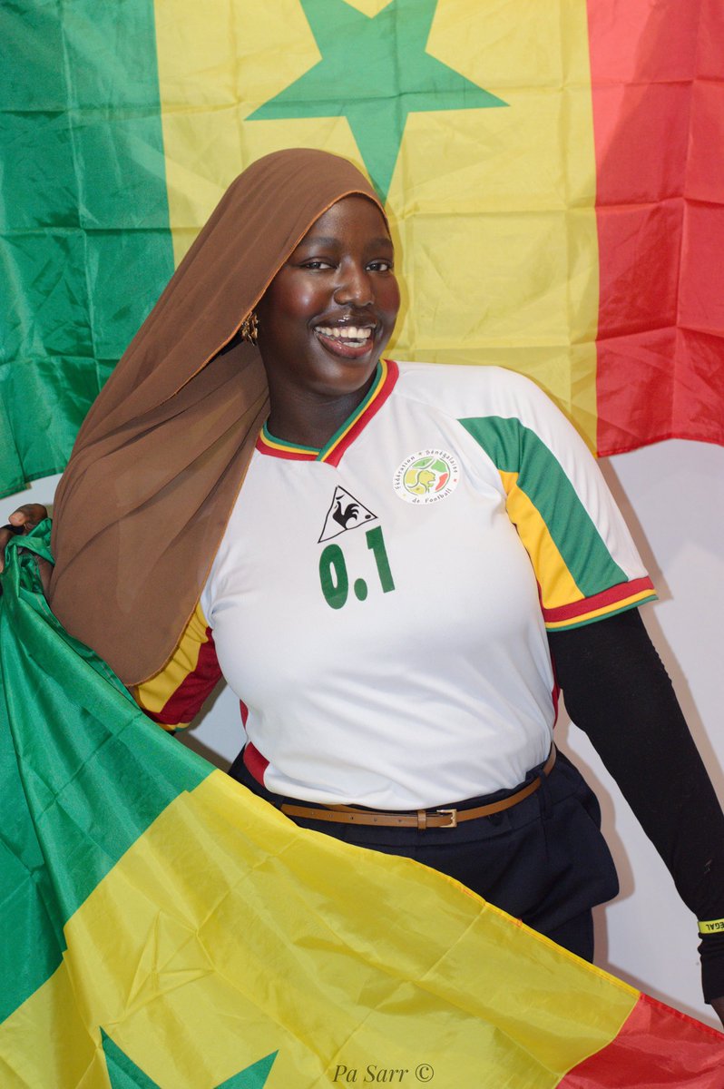 zeynab_Mustafa's tweet photo. Championne d’AFRIQUE sa mère😭❤️🎊 Piréeeeee😭😭  deux étoiles niii daaal😭❤️Sénégalaise sinoon quoiii🫴🏾
#TotalEnergiesAFCON2025 
#MARSEN 
#SenegalRek 
#Senegal 
#AFCON https://t.co/joNdE1Jo4e