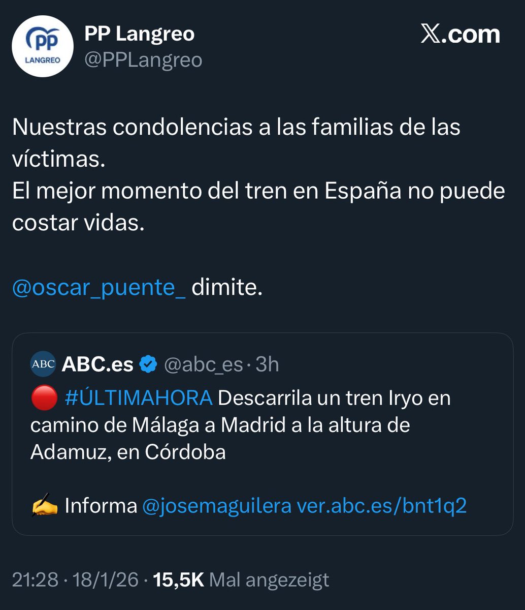 JulenBollain's tweet image. Lo han borrado.

Buitres.