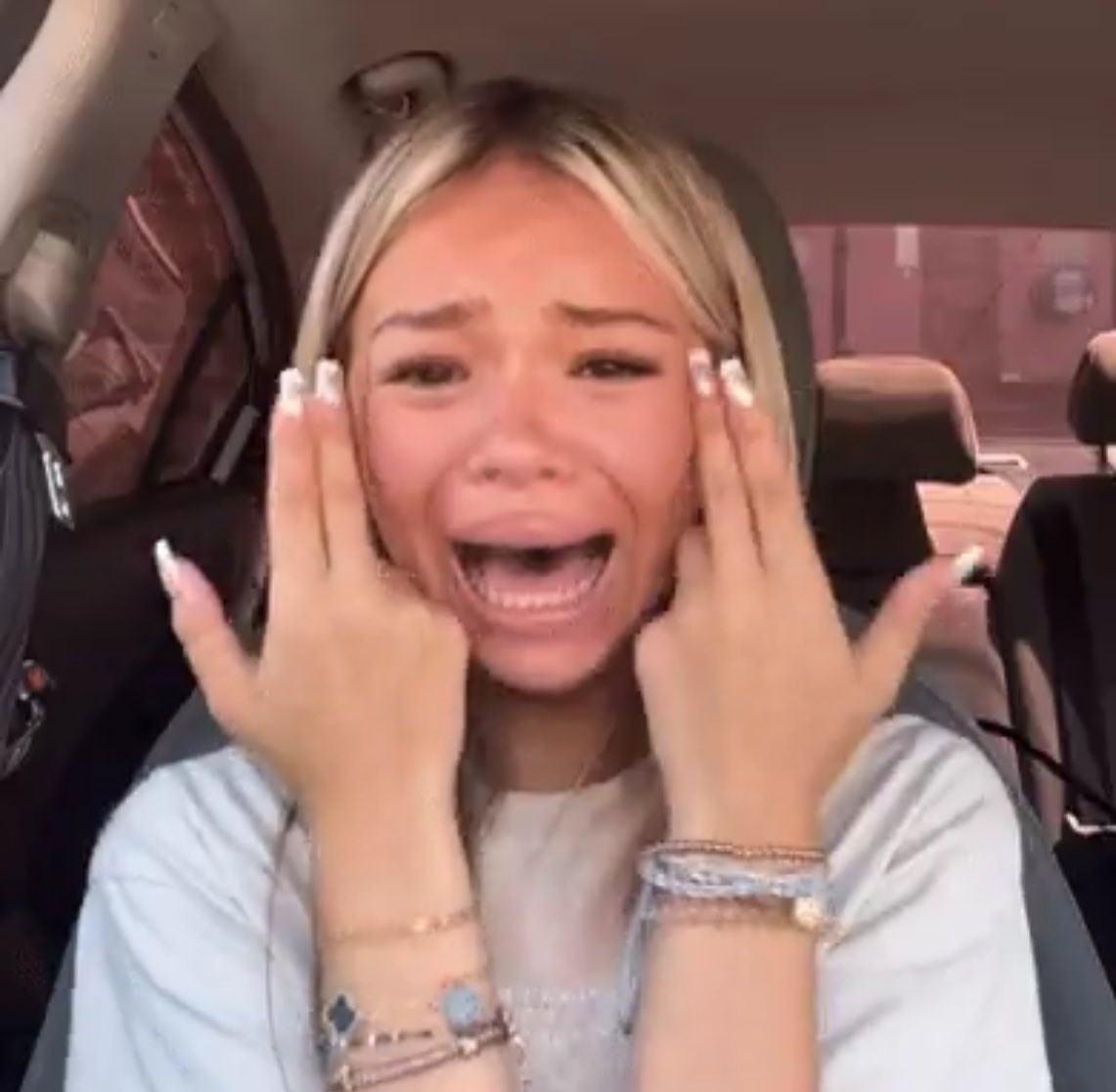 thinspo1141's tweet image. “your morning skinny is someone’s bloated”