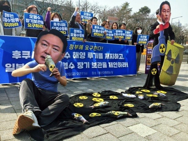 42cubits's tweet image. 근데 후쿠시마산 수입한다는데 뭐 니들 아무말 없음? 
시위하러 안가? 이렁거 안해?