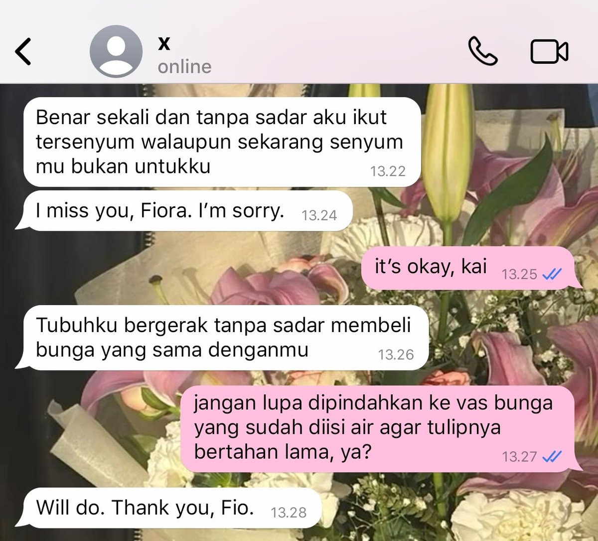 menoelies's tweet photo. “Kini, aku hanya bisa memandangi tulip itu hingga warnanya berubah kecoklatan dalam vas bunga setiap kali merindukan parasnya.” -kai. https://t.co/tpU58WjWDI