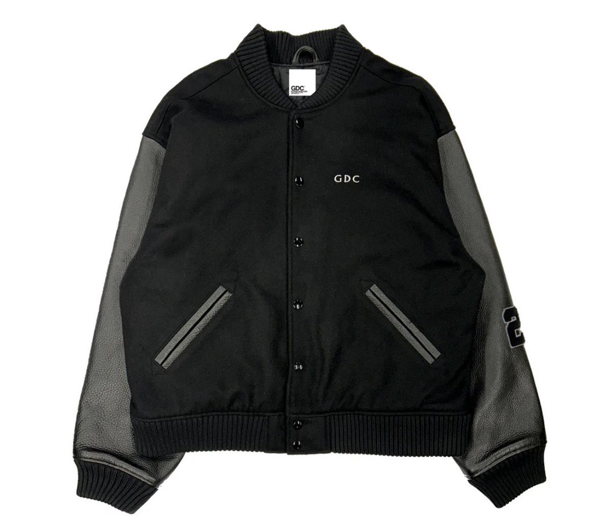 木村さんインスタ更新。 今日のTシャツはGDCとHYSTERIC GLAMOURコラボ