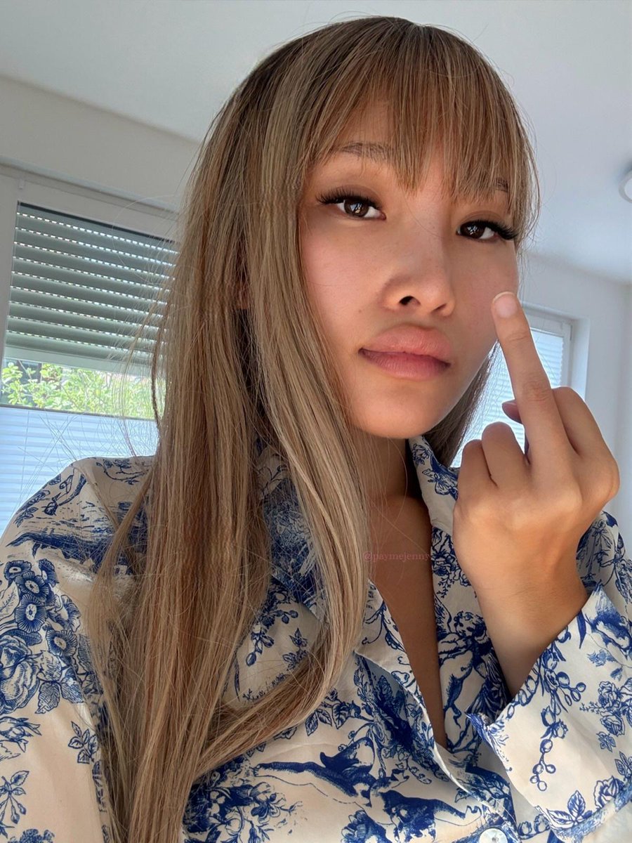 Ich suche eine FLR- Beziehung, in der ich mich vollständig ausleben kann. Kriegen wir ein Match? 💗