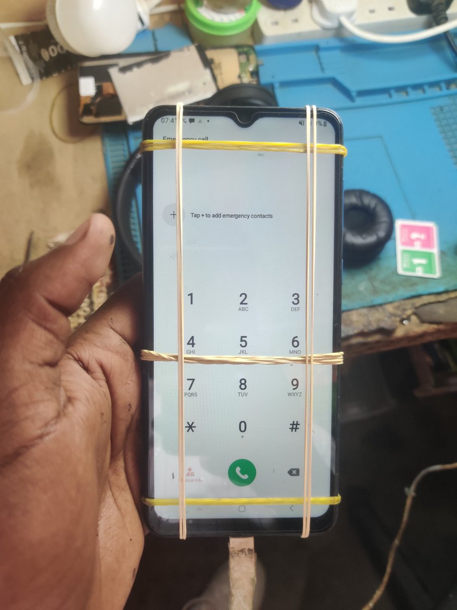 Niaje wadau,I repair phones at Zimmerman,,rt widely my client may be on your t🙏