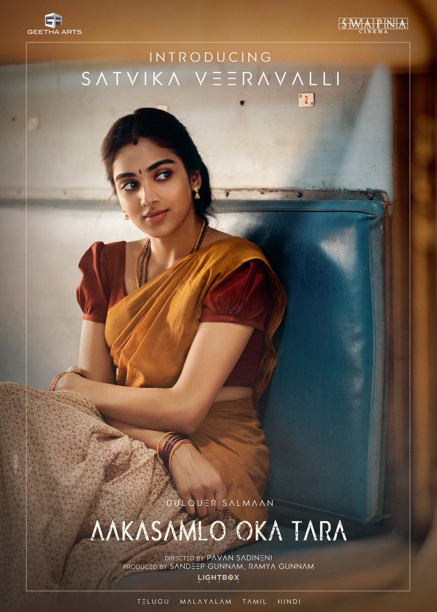 MovieUpdateszz's tweet photo. She carries a dream bigger than the sky…. 

Introducing Satvika Veeravalli - The dreamer who gives wings to #AakasamLoOkaTara ❤️‍🔥

▶️ https://t.co/VujuQ8i6u7

#AOTMovie
@dulQuer @pavansadineni @GeethaArts @SwapnaCinema @Lightboxoffl @satveeravalli @gvprakash @grajug @sunnygunnam @ramya_gunnam @sujithsarang @Cinemainmygenes
