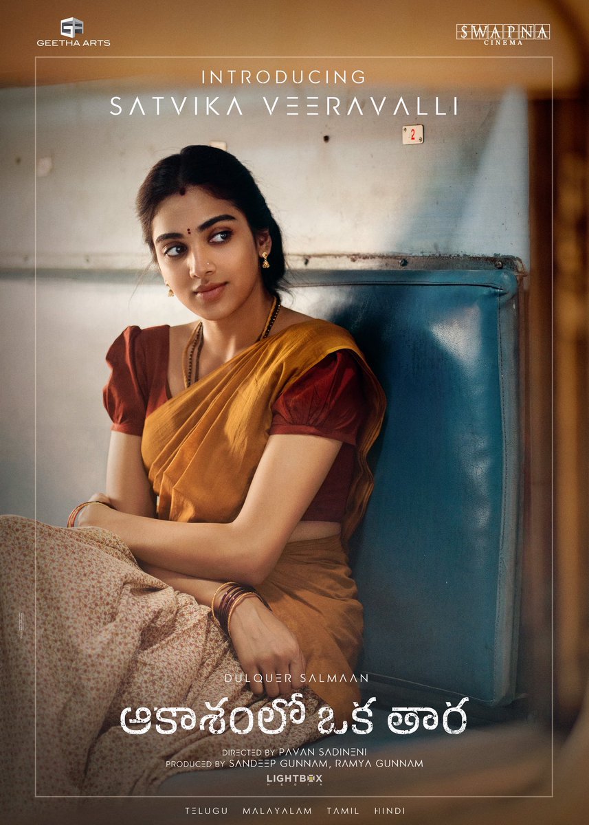 MovieUpdateszz's tweet photo. She carries a dream bigger than the sky…. 

Introducing Satvika Veeravalli - The dreamer who gives wings to #AakasamLoOkaTara ❤️‍🔥

▶️ https://t.co/VujuQ8i6u7

#AOTMovie
@dulQuer @pavansadineni @GeethaArts @SwapnaCinema @Lightboxoffl @satveeravalli @gvprakash @grajug @sunnygunnam @ramya_gunnam @sujithsarang @Cinemainmygenes