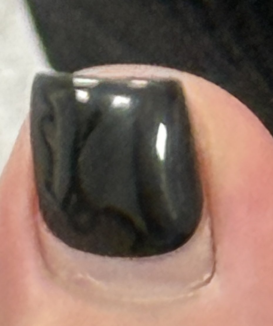 이제 좆노잼이라 페디 깔끔하게 지우고
아무것도 없는 발로~♥
#핀돔 #핀섭 #발걸레 #발노예