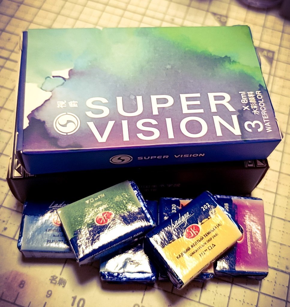 ③去年の通販→届いたやつ SALEで買ったもの。箱に入れてくれた上で