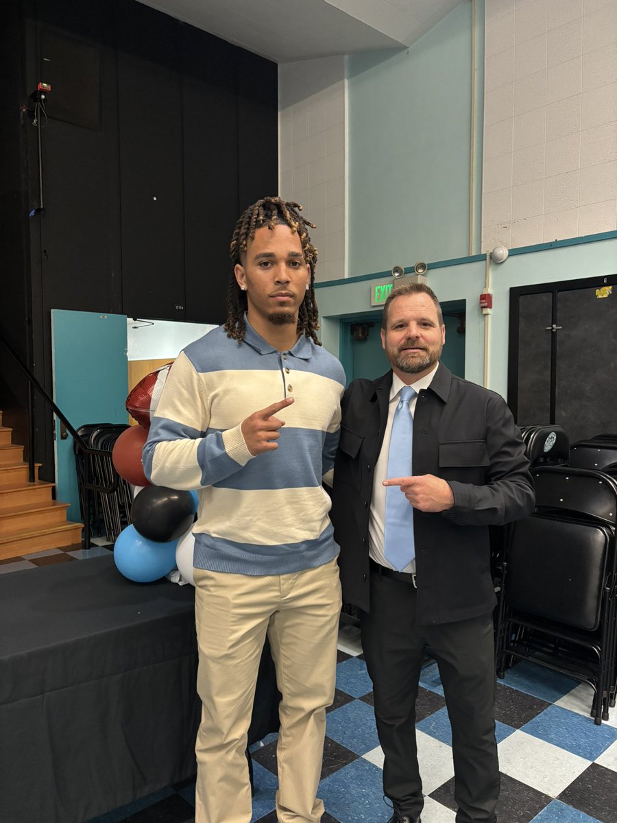 Chris Fields tweet media