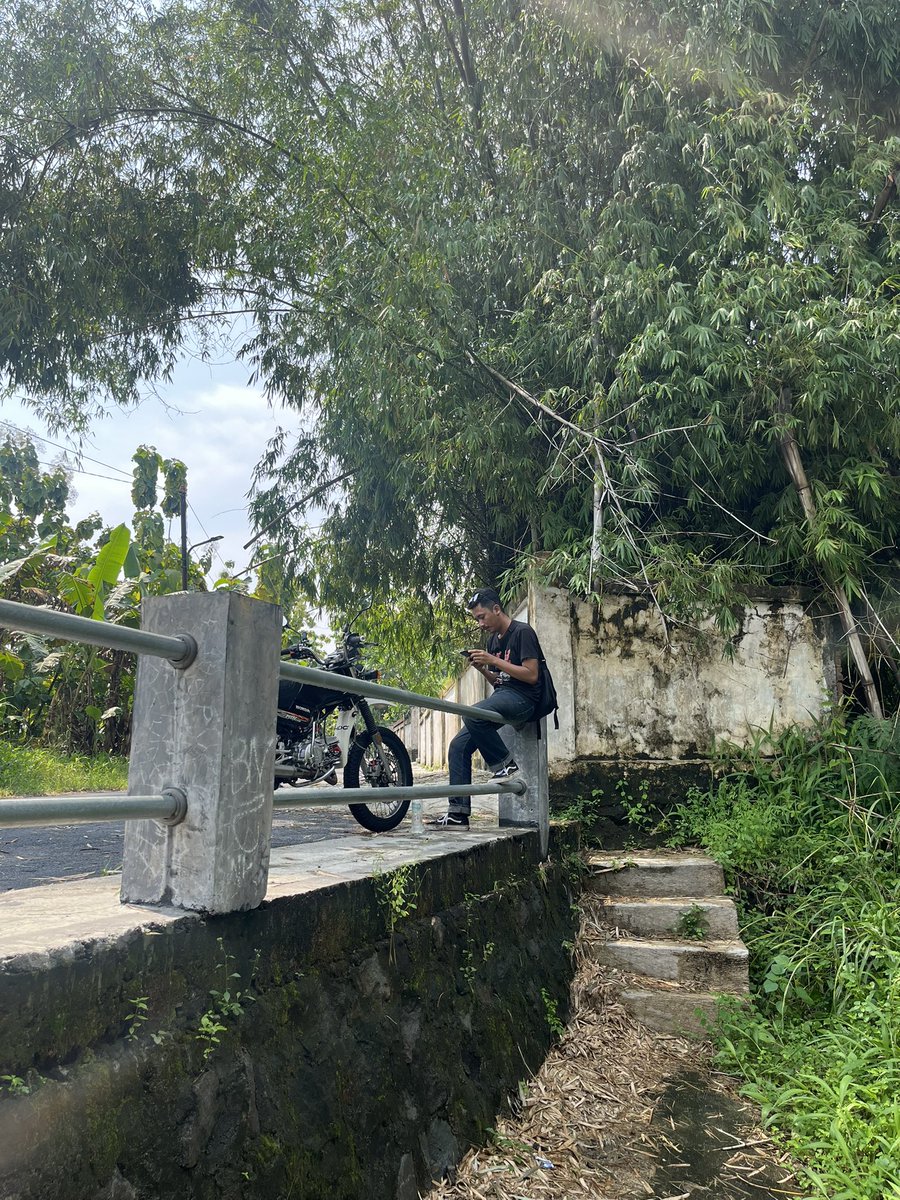 arbhimo's tweet image. Hong