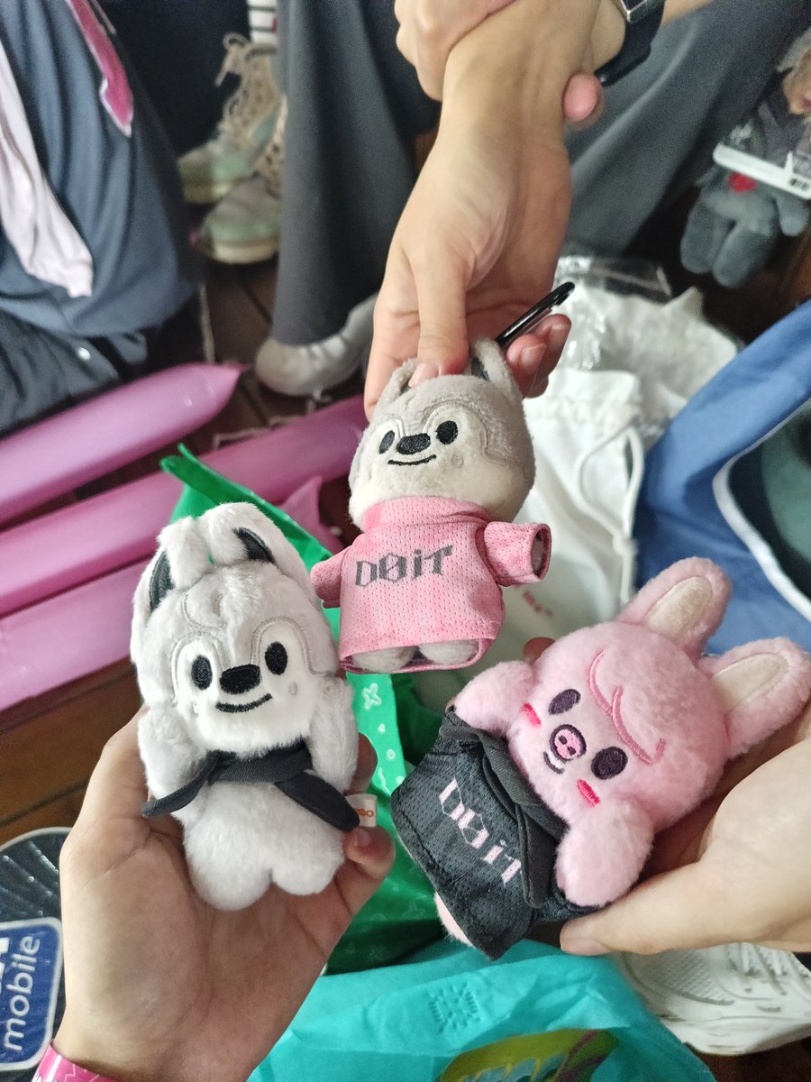 hyunkiciw tweet picture