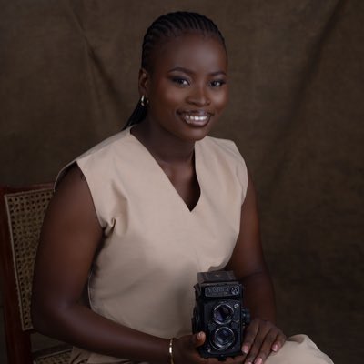 Ugo_KelechiPhD's tweet photo. This is the writer, @taiwoaina_ , the fake news propagandist who of course got her miserly share of the $9million. Ndi-Igbo, Middle Belt Nigerians, Old Eastern Nigerians— Yoruba Ronus go to the same market with you, same church with you, but want to k!ll you.

KNOW THIS EVERYDAY! https://t.co/Z7GKXD5qoE