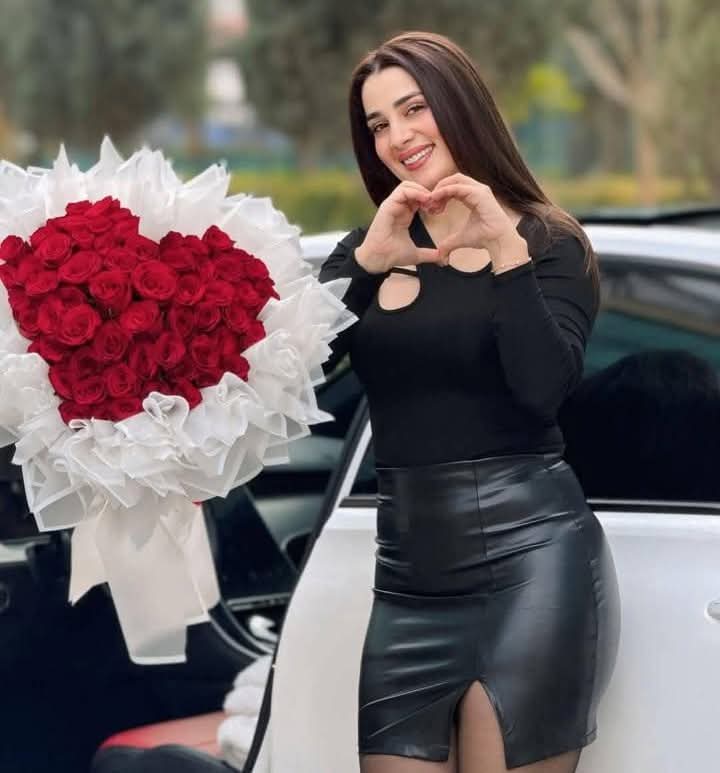 PMoncers's tweet photo. @Jadejad54435756 Bonjour jolie jade 
🌷❤️ https://t.co/1vgzfntLe3