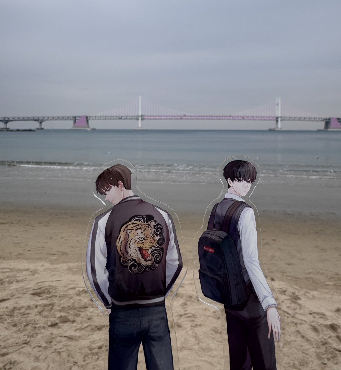 inso_dori's tweet photo. 한건원 데리고 광안리🌊💙 https://t.co/7LMEB7oDfN