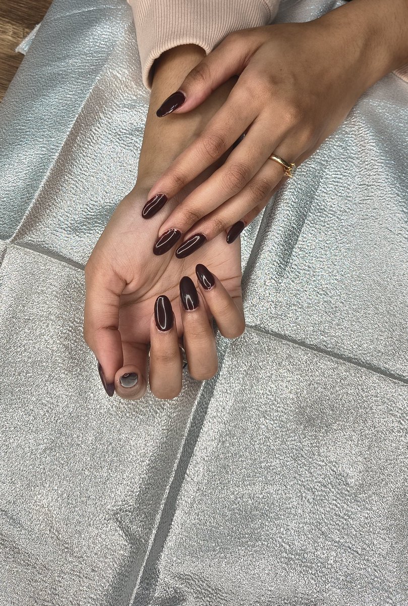 BaideesThe's tweet photo. Serving deep brown elegance 🤎✨

📍 The BaiDee's Jharsuguda.
📩 DM / Call us today for appointments.
 ☎️ 9583333305

#thebaidees #nails #trendingnow #jharsuguda #odisha https://t.co/6txrBjGRLr