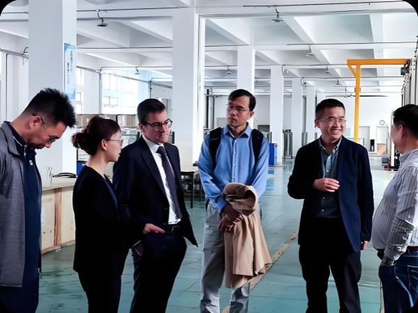 _Dongming's tweet image. 🤝 Packaging made practical. Weifang Dongming supports customers with material advice, custom sizes &amp;amp; printing, and smooth production-ready solutions for food &amp;amp; industrial packaging.
admin@qzdongming.com | qzdongming.com
#weifangdongmingpackaging #packagingservice