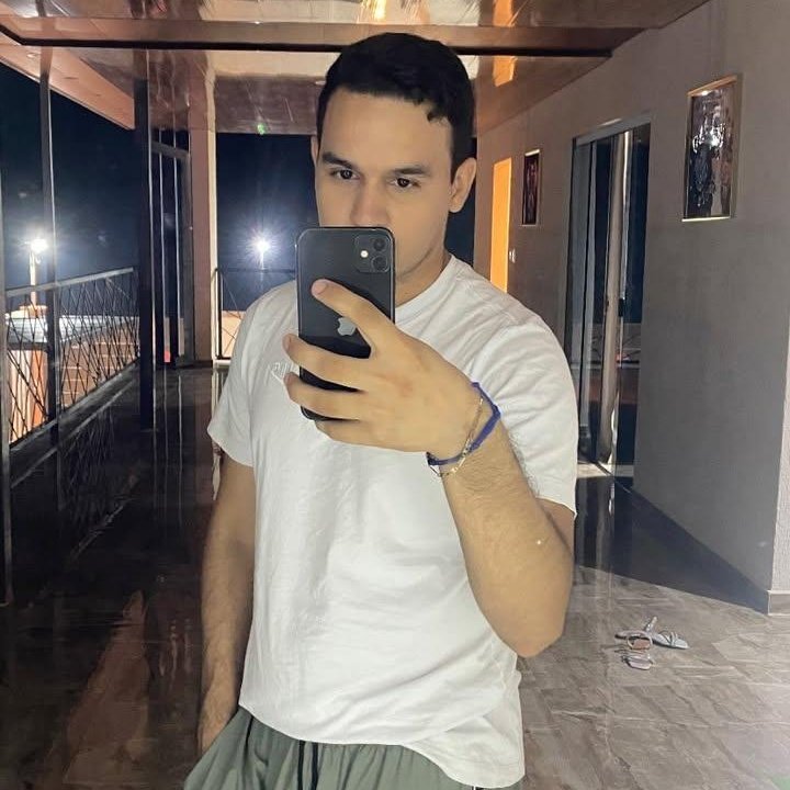 Pablo2003___'s tweet photo. #NuevaFotoDePerfil https://t.co/Dfcy5Kyays