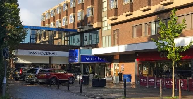 NoTwoTier's tweet image. Silence from Home Secretary on Plea After Alleged Assault by Asylum Seeker.

On New Year’s Day 2026, 28-year-old Afghan asylum seeker Hamed Mohamodie allegedly sexually assaulted an 11-year-old girl in Hale, Manchester, according to police charges and reports circulating on…