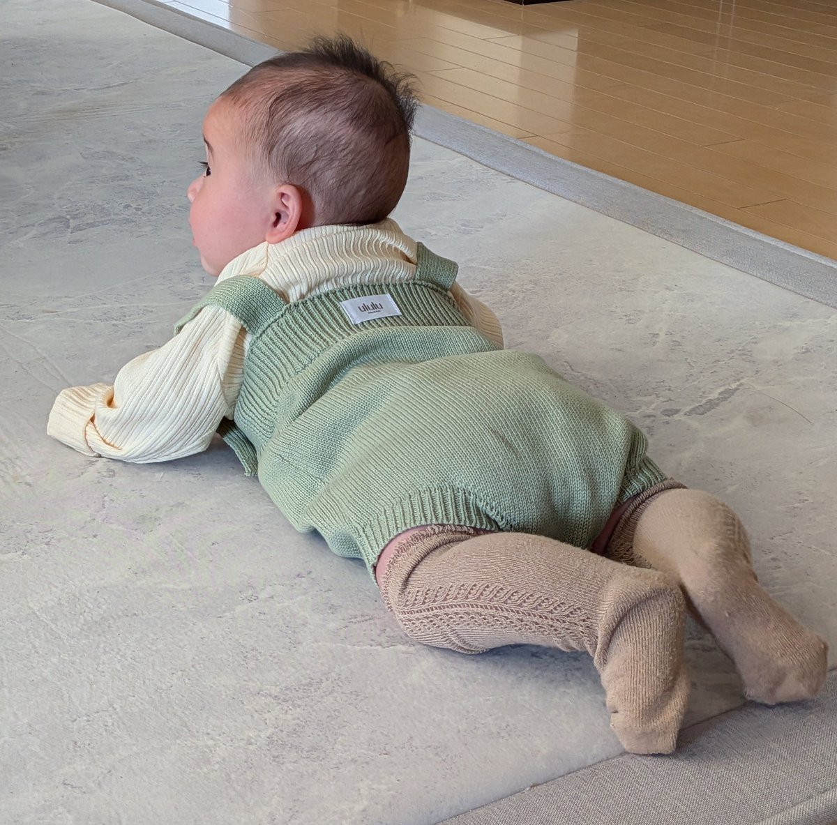 3KiDsMoM2011's tweet photo. この前生まれた気がするけどもうすぐ5ヶ月突入👶コロコロ寝返りしてニコニコ笑ってすくすく成長中☺️
今日も元気でいてくれてありがとう❤ https://t.co/ocogloXLJd