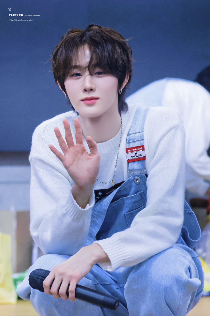 Flipped1015BLUE's tweet image. 241228 강아디 츄츄૮ ´͈ ᗜ `͈ ა♡

#이븐 #EVNNE 
#지윤서 #JIYUNSEO #チユンソ