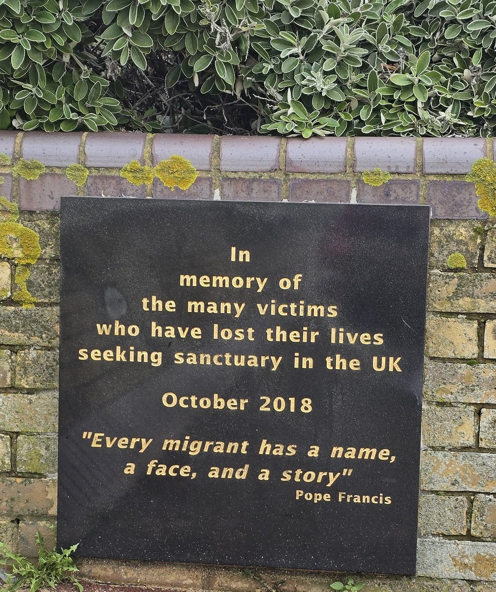 _MakdShelby's tweet image. From @Drunkards_FC to chilling by the sea at Dover 🫡