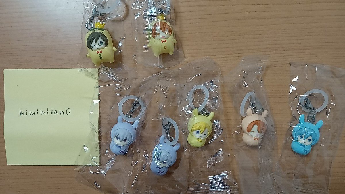 mimimisan0's tweet photo. 【交換】アイドリッシュセブン アイナナ めじるしアクセサリー 王様プリンと一緒
譲:今弾→大和、三月 
     過去弾→壮五2、三月、ナギ、環
求:今弾→陸
     過去弾→一織、陸
過去弾のうさぎ一織最優先です。
一部お声がけ中のものもあります。 https://t.co/Gem6Ccbfek