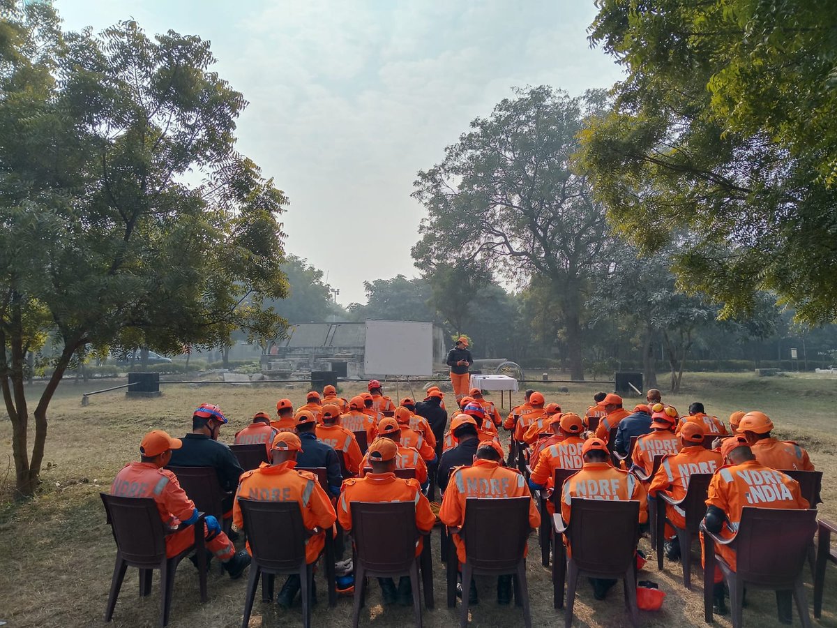 08NDRF's tweet image. Training of CSSR is underway at 8th NDRF in an eco-friendly environment, conducted by trained and experienced instructors—strengthening skills for effective disaster response.
#NDRF #CSSR #DisasterPreparedness #EcoFriendly #Training