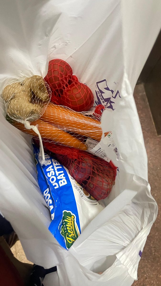 the_0_man's tweet photo. here are the items that were delivered. 
didn't receive the item: Re'Equil Ceramide &amp; Hyaluronic Acid Moisturiser For Normal To Dry Skin https://t.co/QWW8wN0VwD