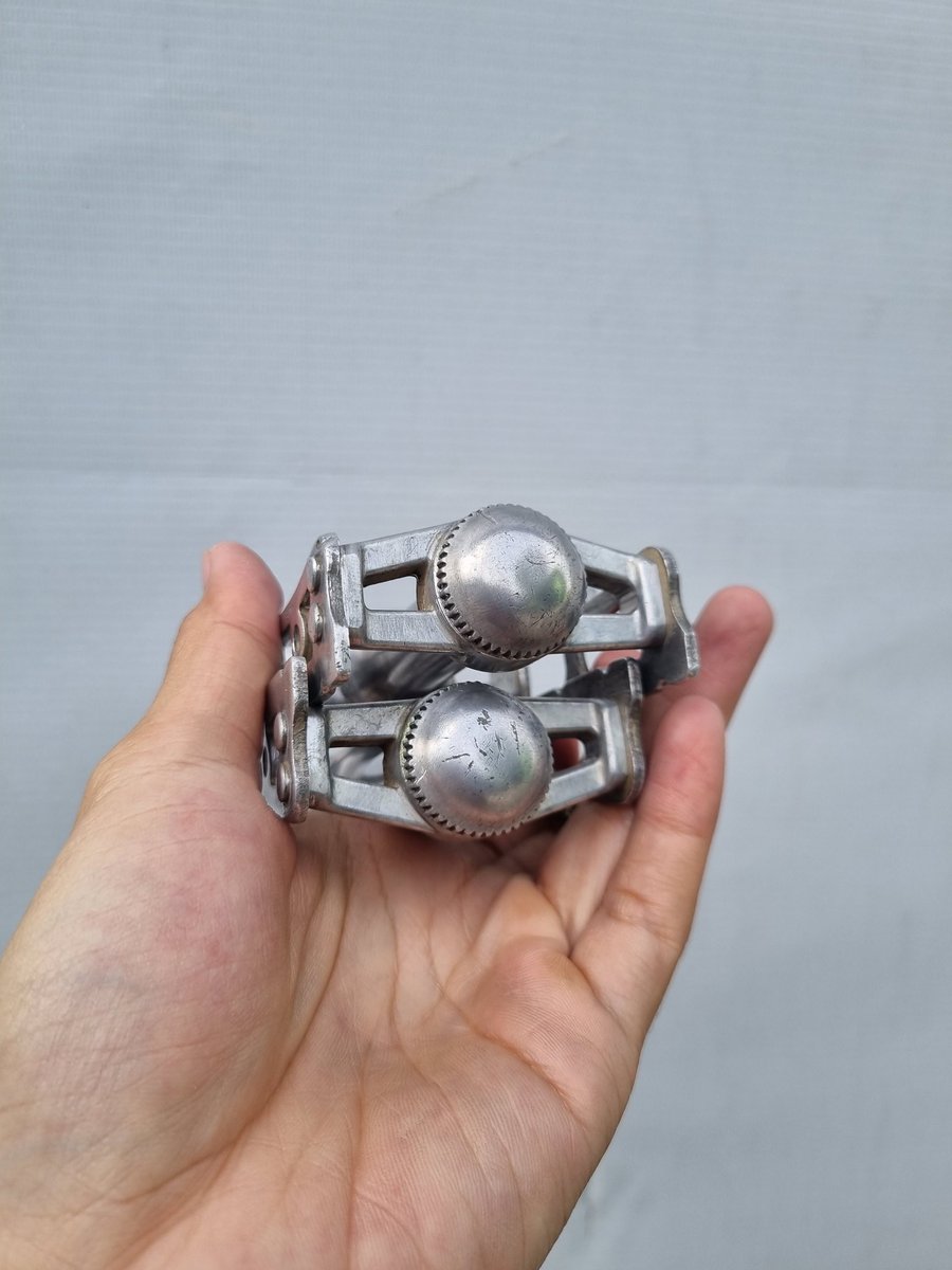 Kadang wts kadang wtb tweet media