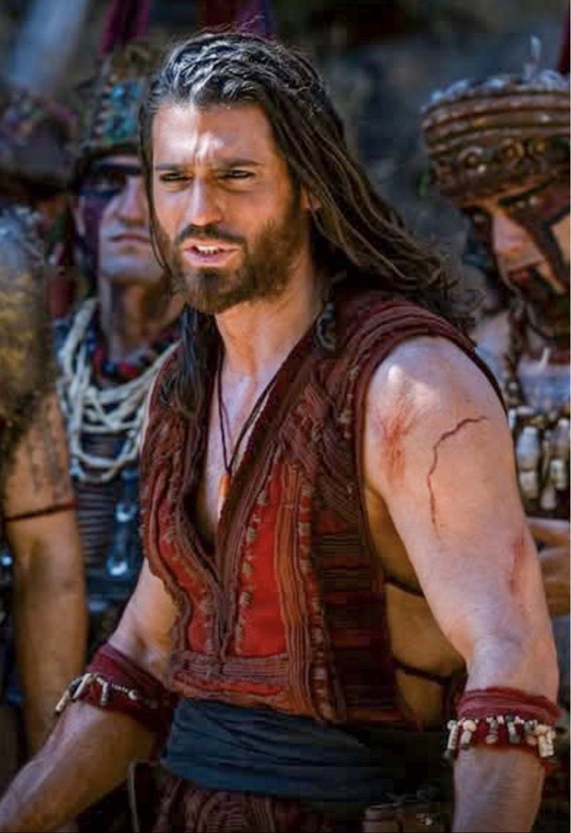 They shut the door at his face but with his had work and dedication he built another bigger door and walked right back in. #CanYaman 

#Sandokan
