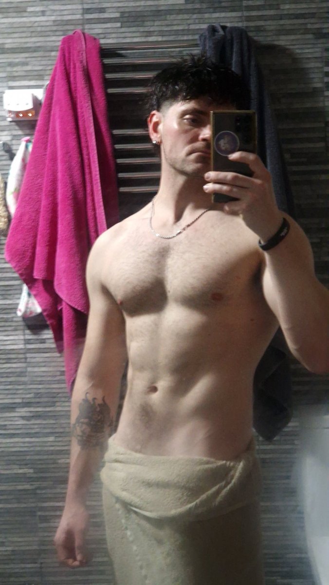 Ivan 🇰🇷🐉 tweet media