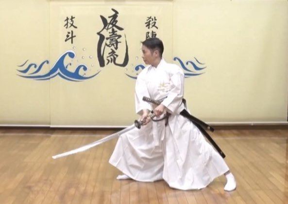 【募集中】
府中市生涯学習センター
『女流殺陣師のSAMURAI』
殺陣初級クラス
（残枠２次募集）

◉金曜日19:00〜20:30
◉全8回
◉日程
1/30、2/6・13・20・27、3/6・13・20 
詳細
↓
fuchu.shogaigakushu.jp/event/53336

#時代劇　#殺陣教室　#初心者