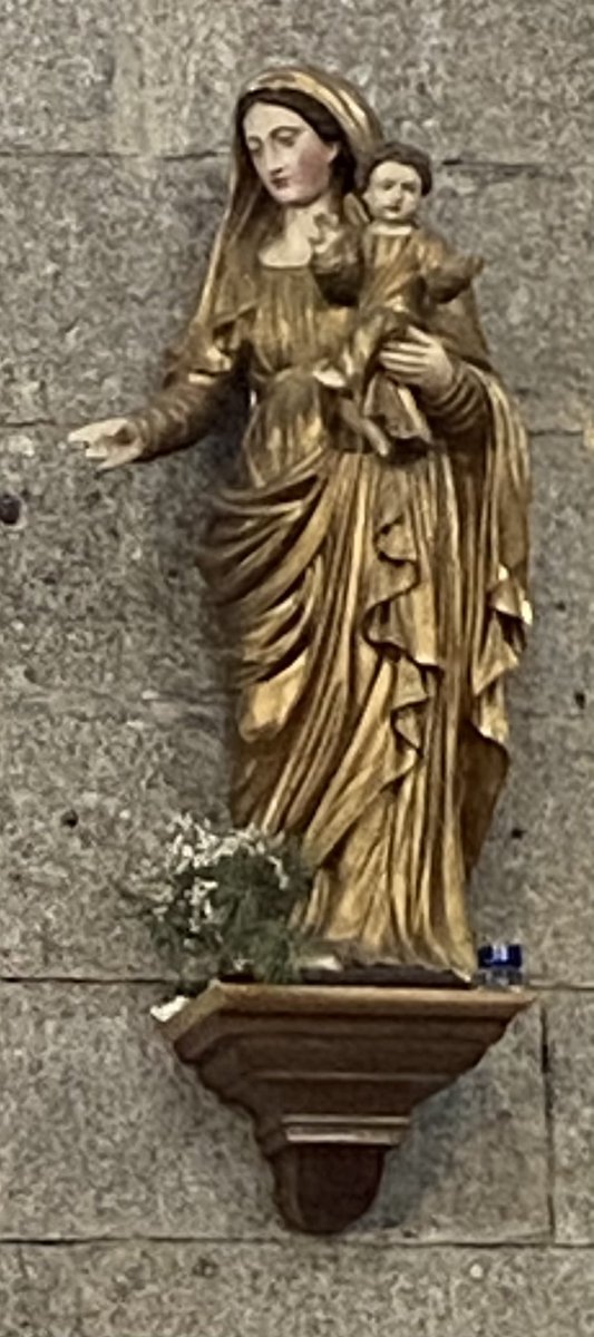 Mère de la grâce divine, priez pour nous 
Saint Médard, Saugues (43) via Marie-France