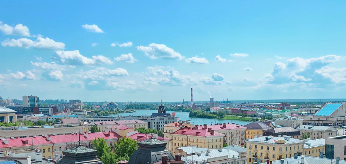 temsu_walling's tweet image. The bright Sun ☀️ and the beautiful Snow ❄️ shining through the bright sunny Skies in #Penza #Yalta #Kazan #Russia 🇷🇺☀️