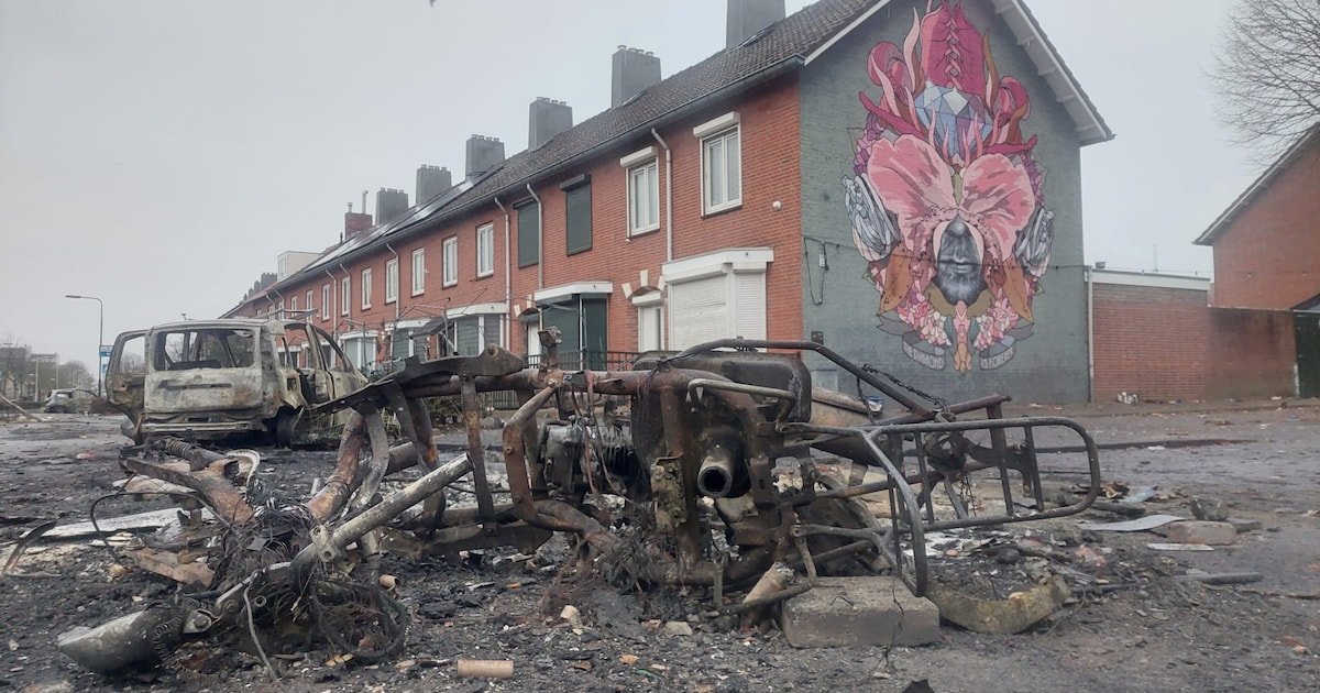 HypercubeNews's tweet image. Genoeg is genoeg. Onze straten! #Wilders grijp in.

#Marokko #rellen