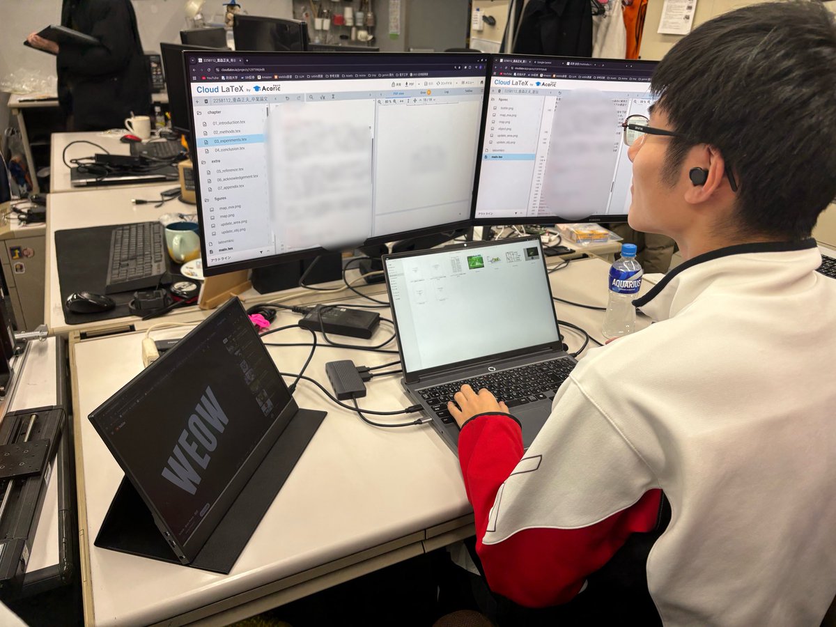 sobits_soka's tweet photo. 本日、創価大学・理工学部 情報システム工学科の学部生が自身の研究をまとめた卒業論文を提出しました✨
SOBITS所属の崔研究室と萩原研究室の学生13人が卒業生として、日々の研究活動をまとめあげました🙆

お疲れ様です🙌

#SOBITS #崔研究室 #萩原研究室 #創価大学 https://t.co/maBsjUxRxz