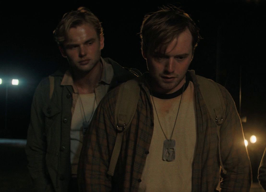 2evstar's tweet image. thinking thoughts