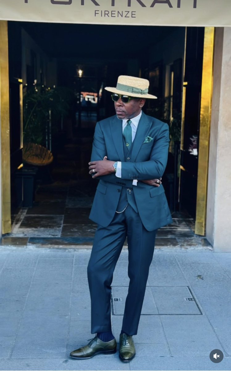 defustel tweet media