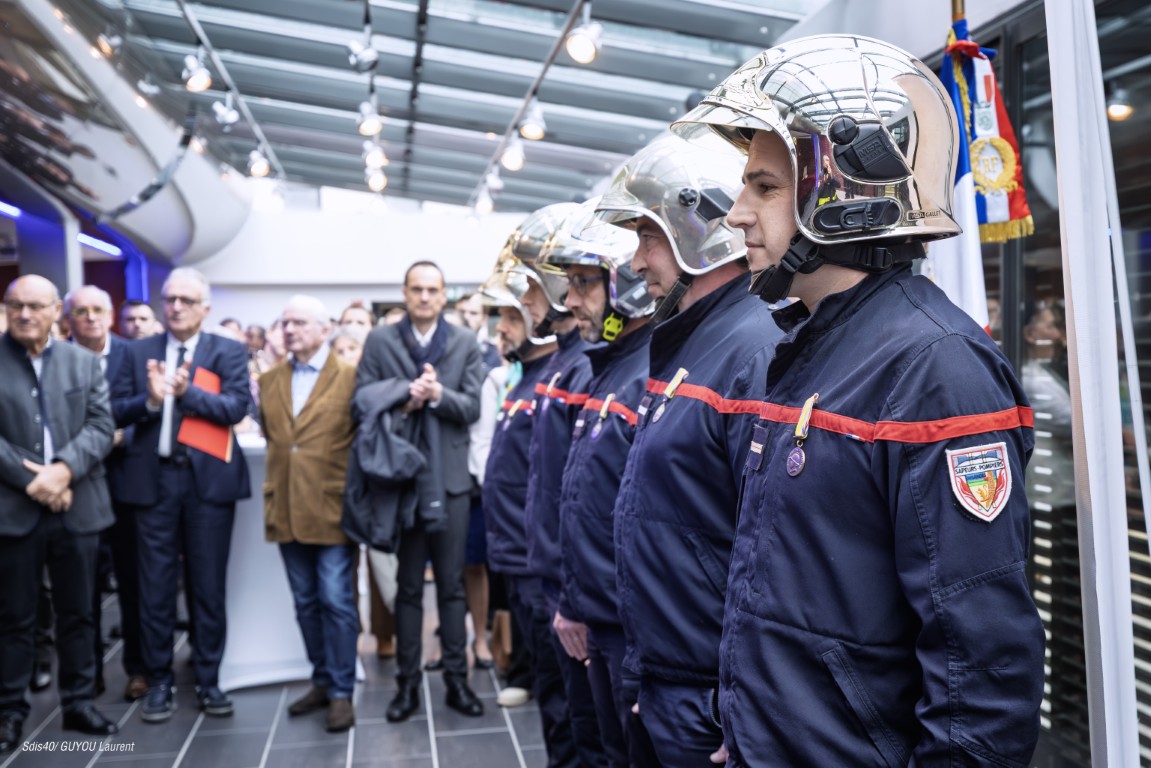 Sapeurs-pompiers 40 tweet media