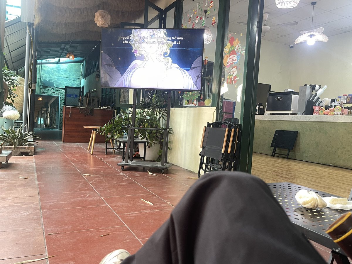 Namnobee's tweet photo. đi làm bật xem cũng đc 🤣 https://t.co/JYZdTJbIxD