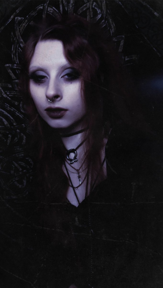 Luna Arcana tweet media