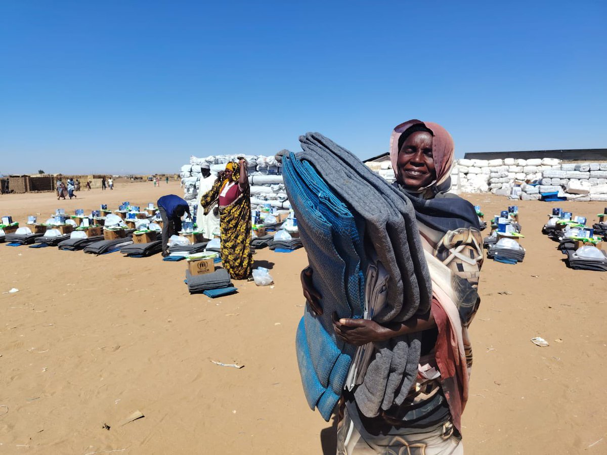 UNHCRinSudan's tweet image. Thanks to @UNCERF Rapid Response funds, our teams and partners in #Darfur &amp;amp; #Kordofan delivered relief items like cooking sets, sleeping mats, blankets, mosquito nets, to 2,340 families newly displaced In Tawila and Sheikan as part of our ongoing #emergency response

#Sudan🇸🇩